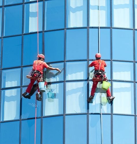 Мытье фасадов промальпинистами в Россоши